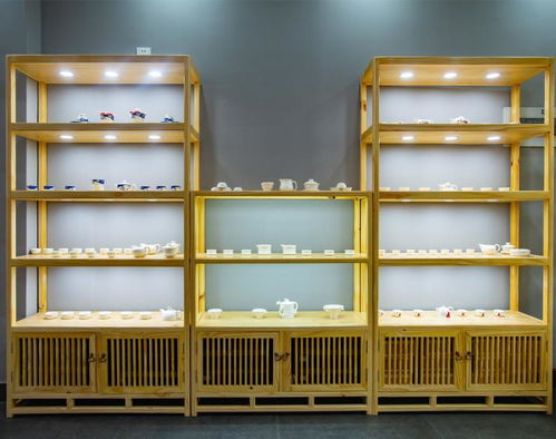 樂山展柜廠 專業(yè)定制精品展示柜，以精湛工藝與真誠服務(wù)，打造品牌展示新高度
